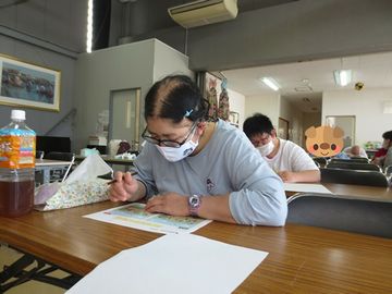 (写真)間違い探し、スタート 行事写真