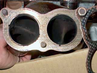 exhaust04.jpg(11514 byte)