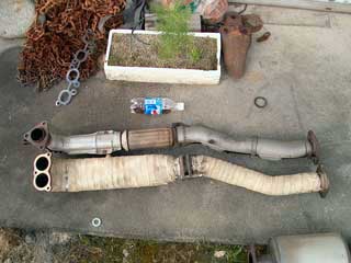 exhaust16.jpg(12439 byte)