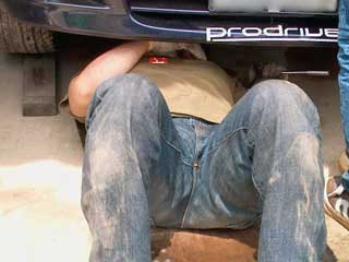 exhaust24.jpg(11003 byte)