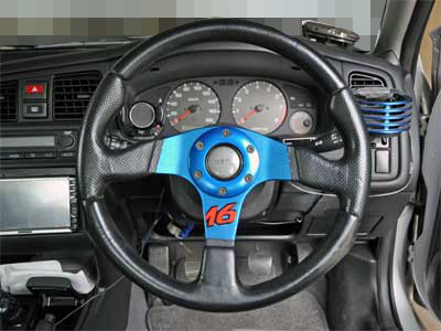 steering07.jpg(20457 byte)