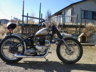 ゼファー400 タンク未塗装